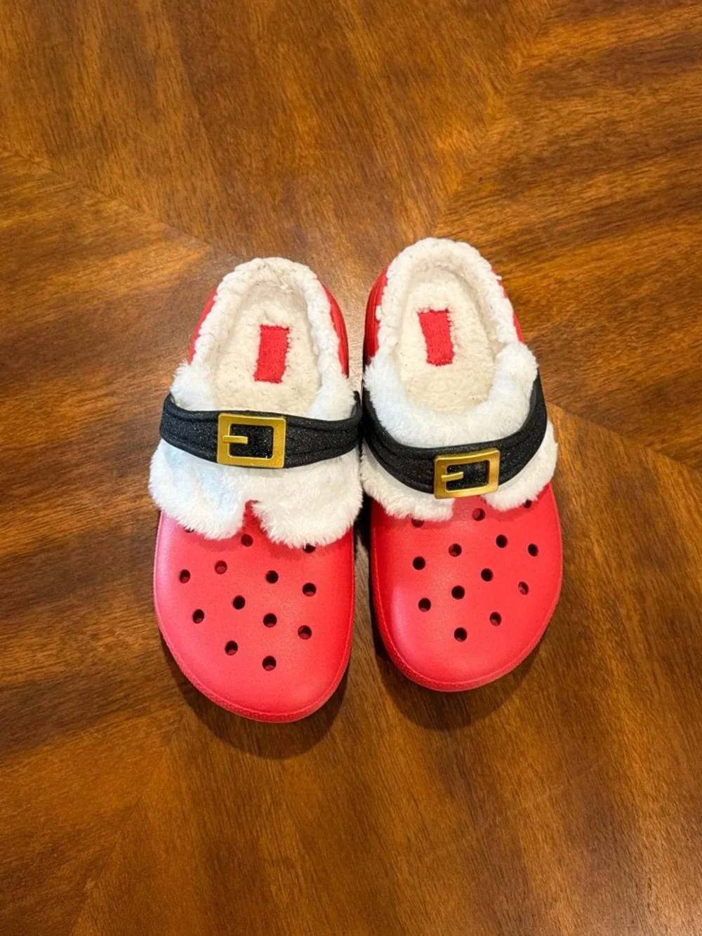 CROCS Kids Red Faux-Fur Lined Clogs with Black Strap and Gold Buckle